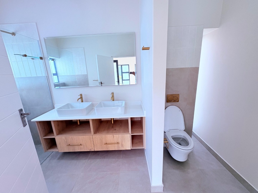 3 Bedroom Property for Sale in Hartenbos Heuwels Western Cape